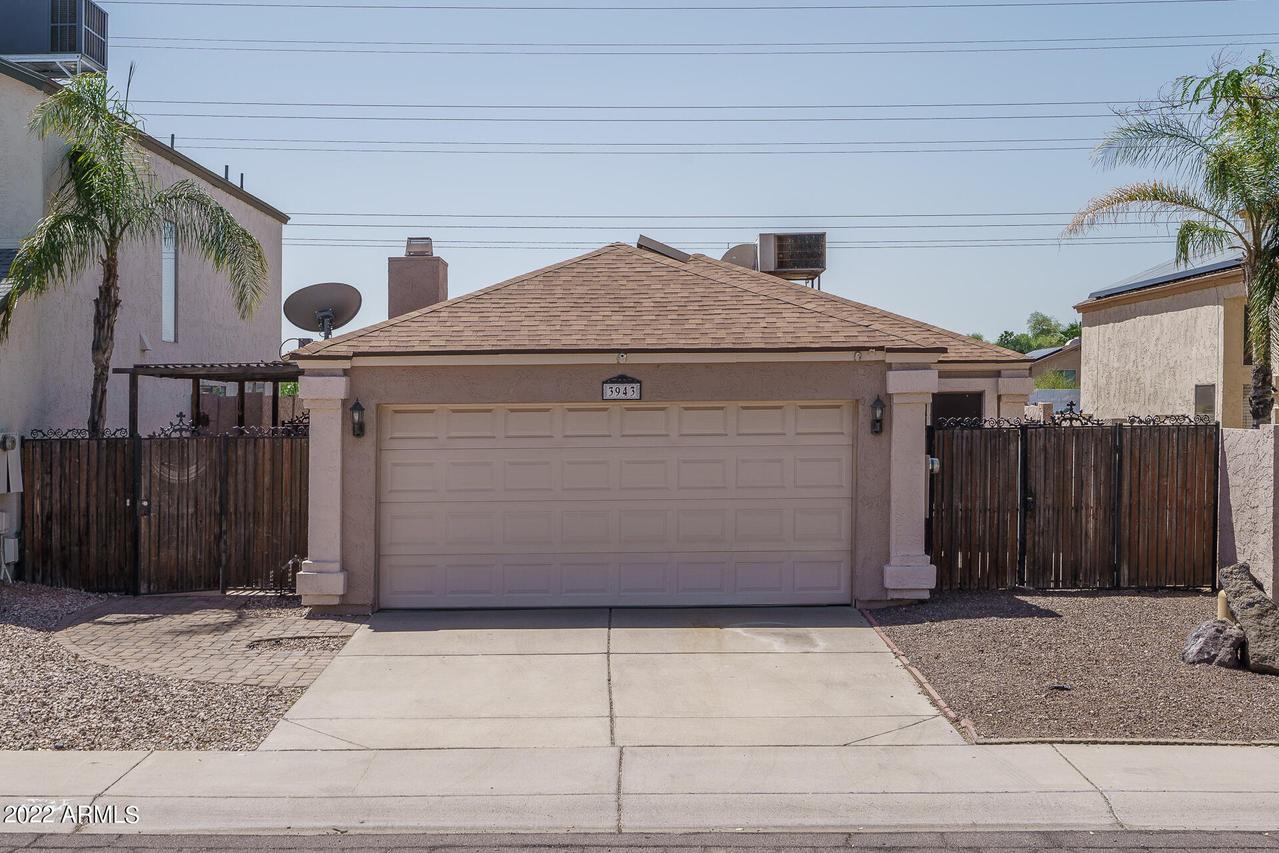 3943 W Whispering Wind Dr., Glendale, AZ 85310