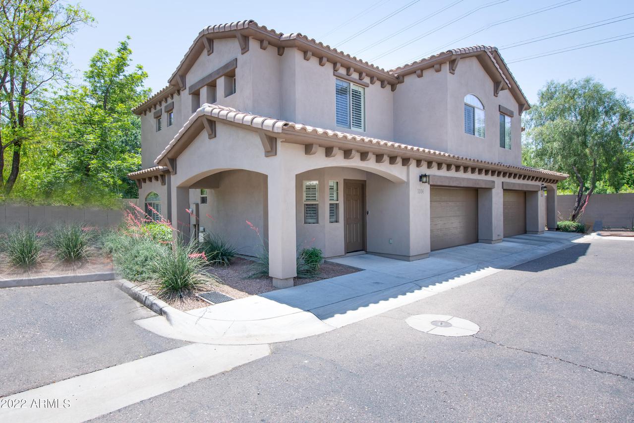 1120 S Ash Ave. #1004, Tempe, AZ 85281
