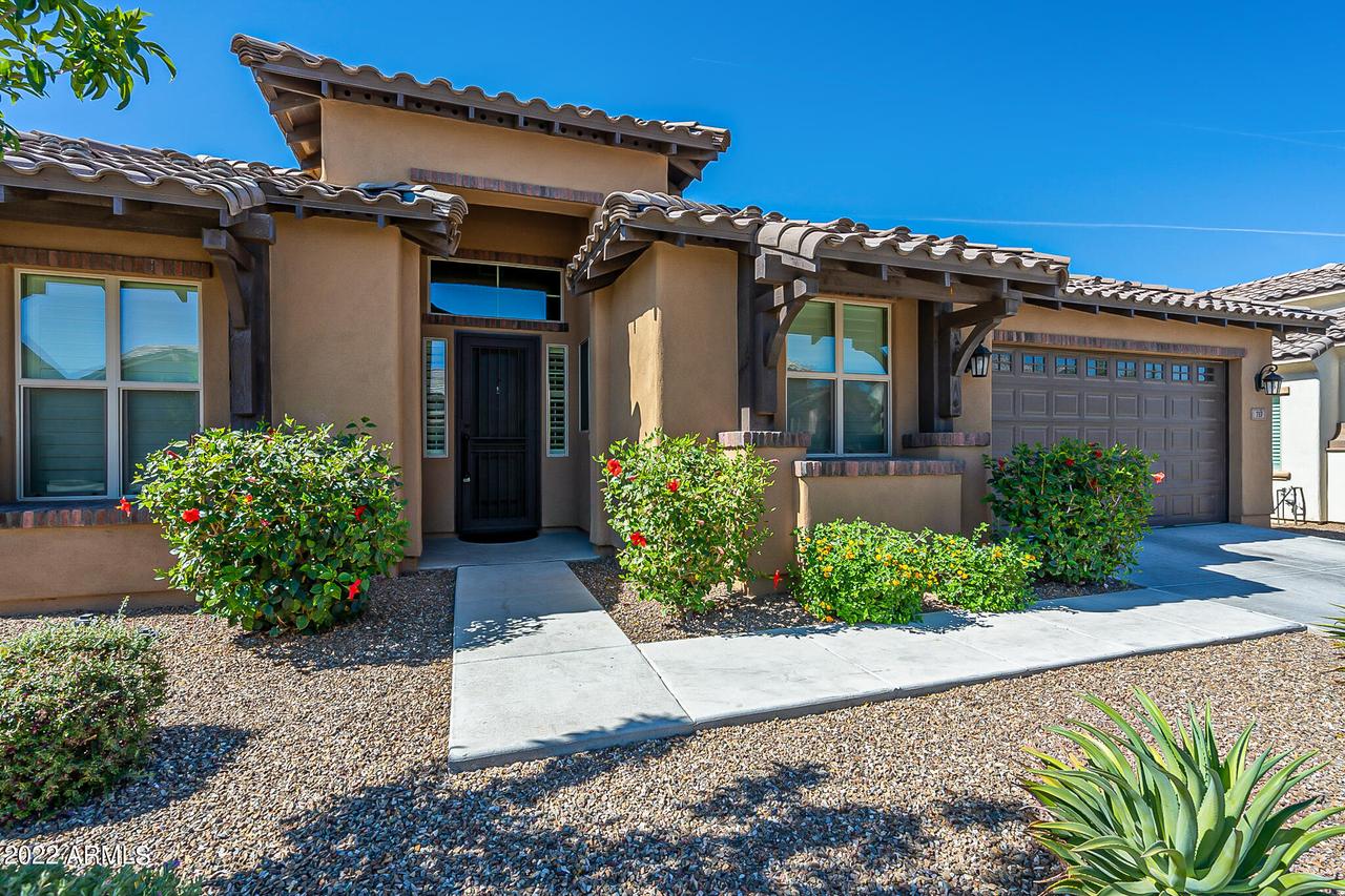 717 W Caldwell St., Phoenix, AZ 85041