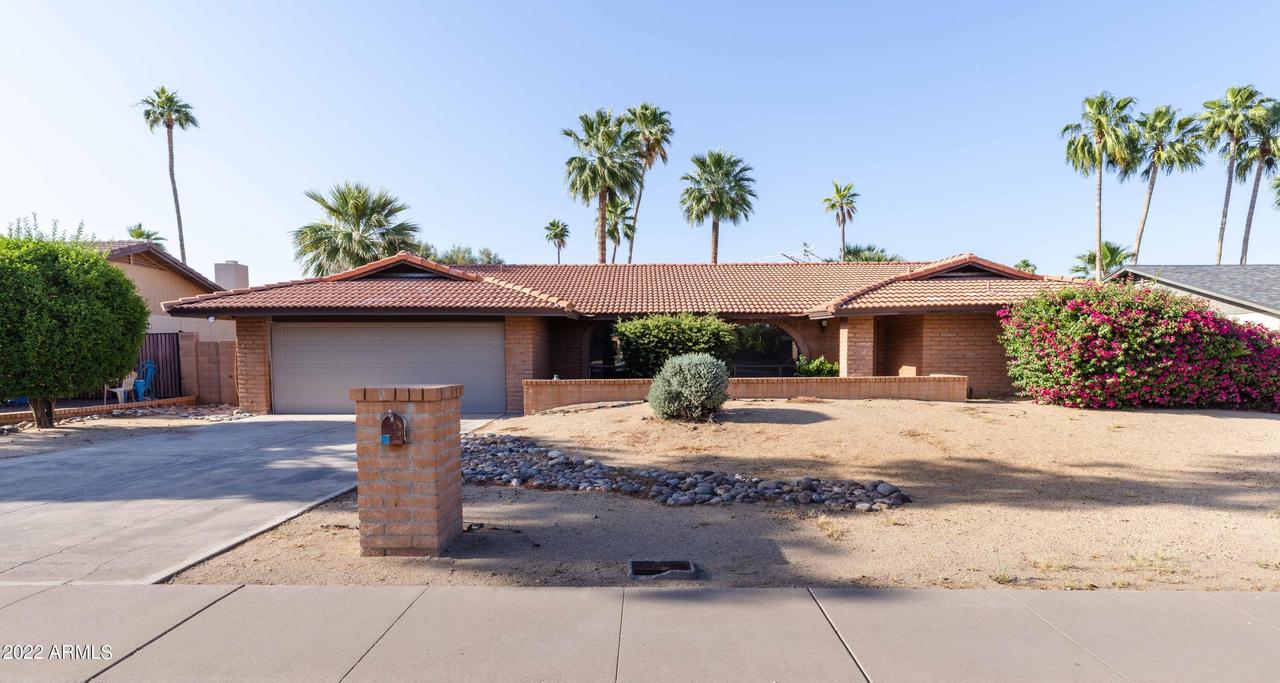 2724 E Cortez St., Phoenix, AZ 85028