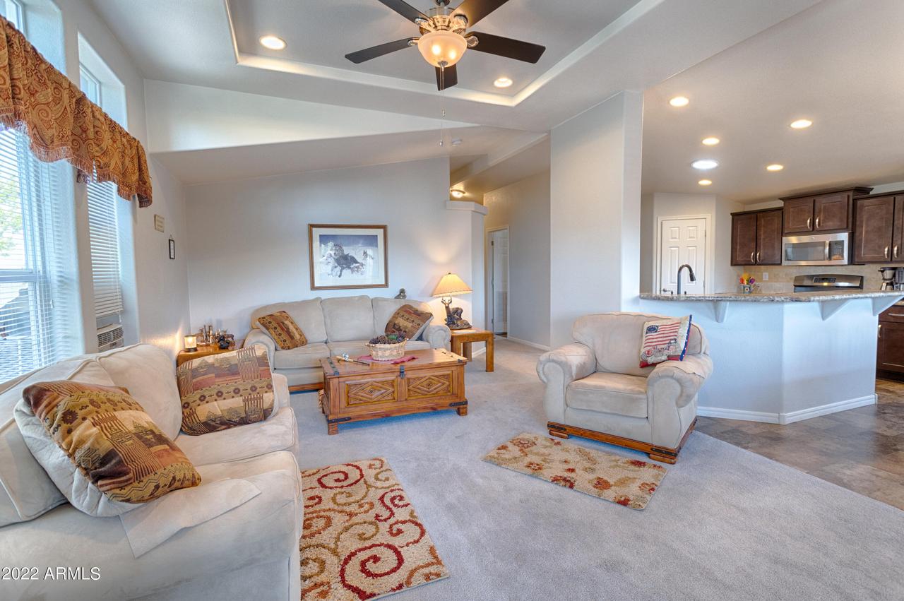 10 County Road N3592, Vernon, AZ 85940