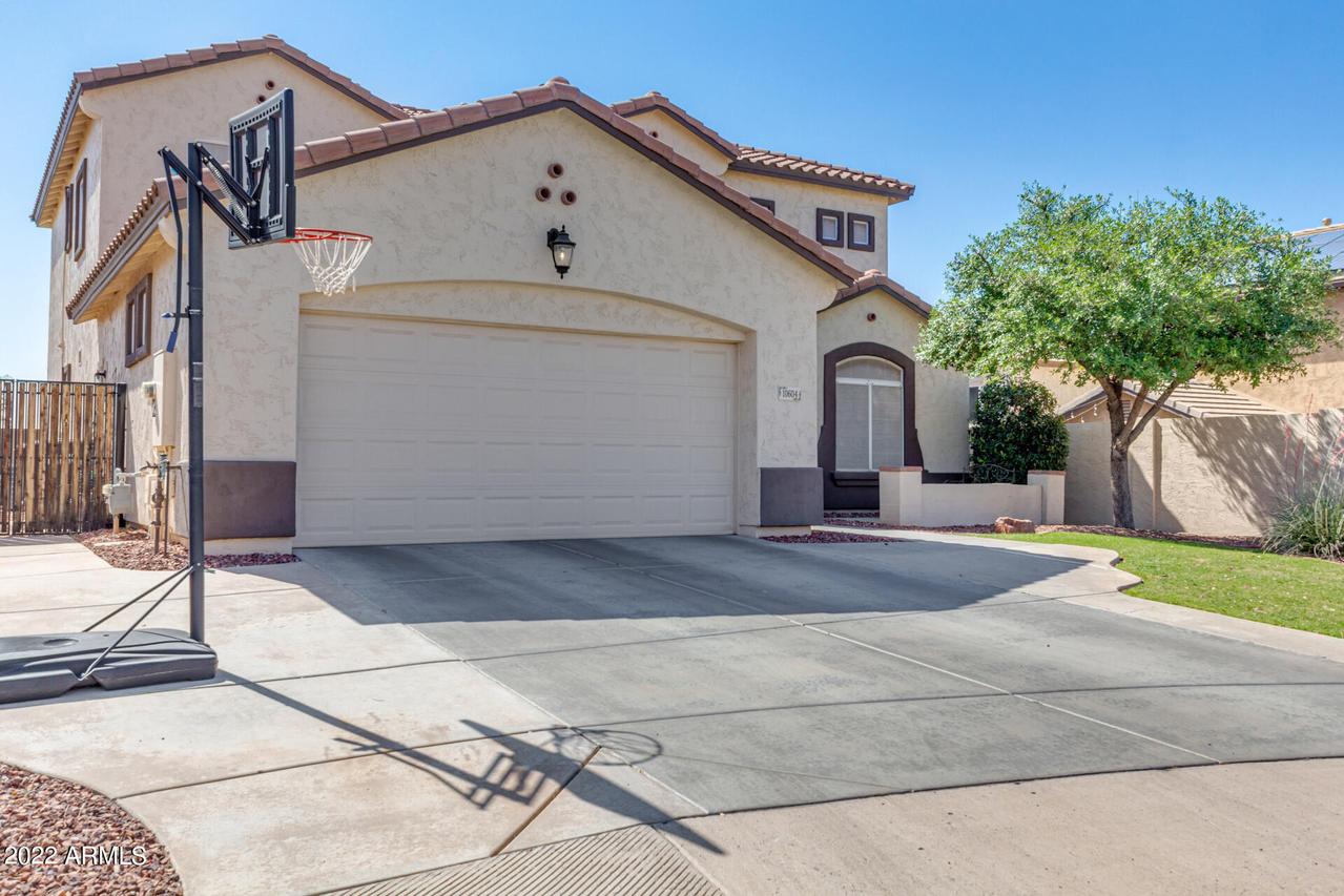 10604 W Desert Star Ln., Peoria, AZ 85382