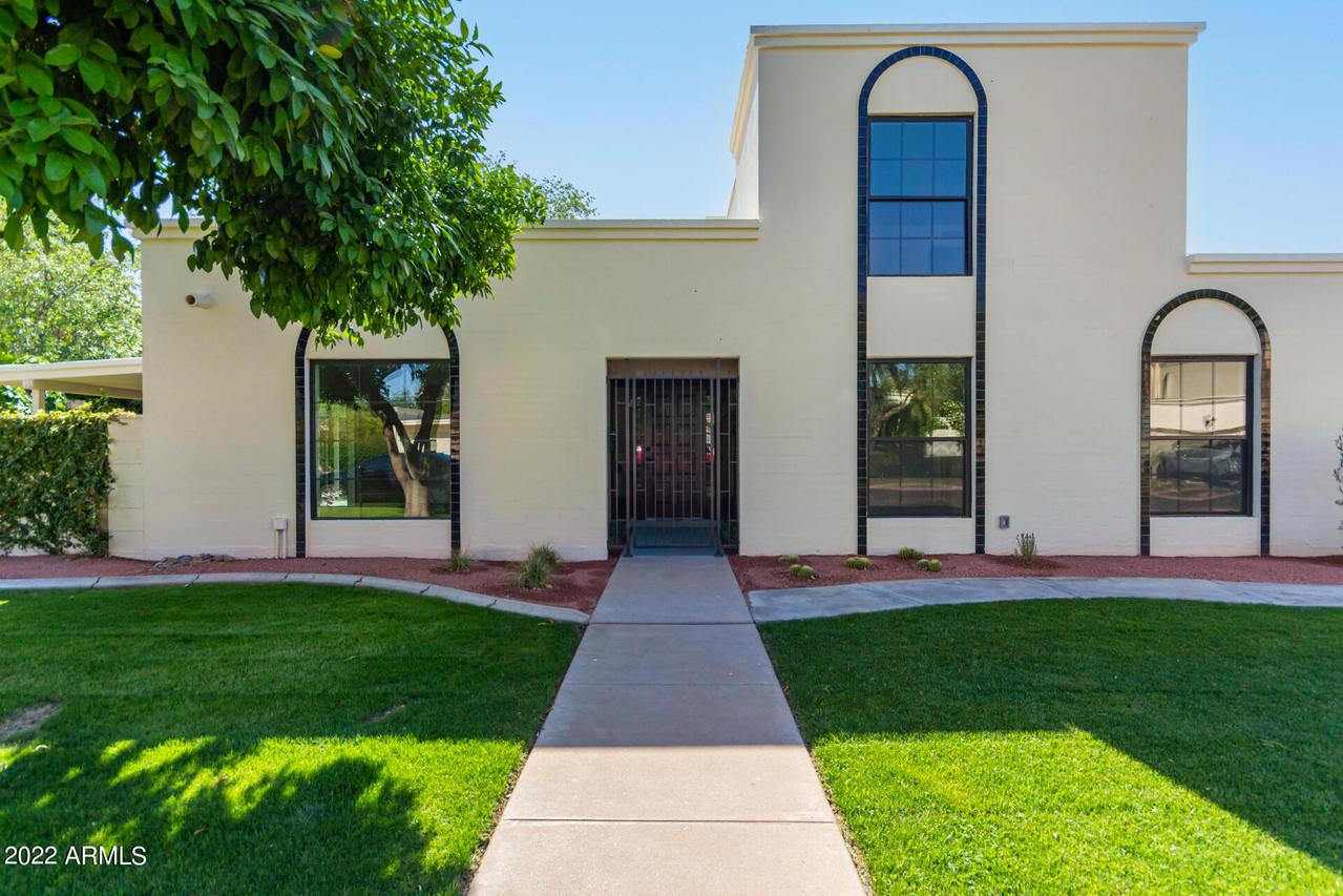 1327 W Glendale Ave., Phoenix, AZ 85021