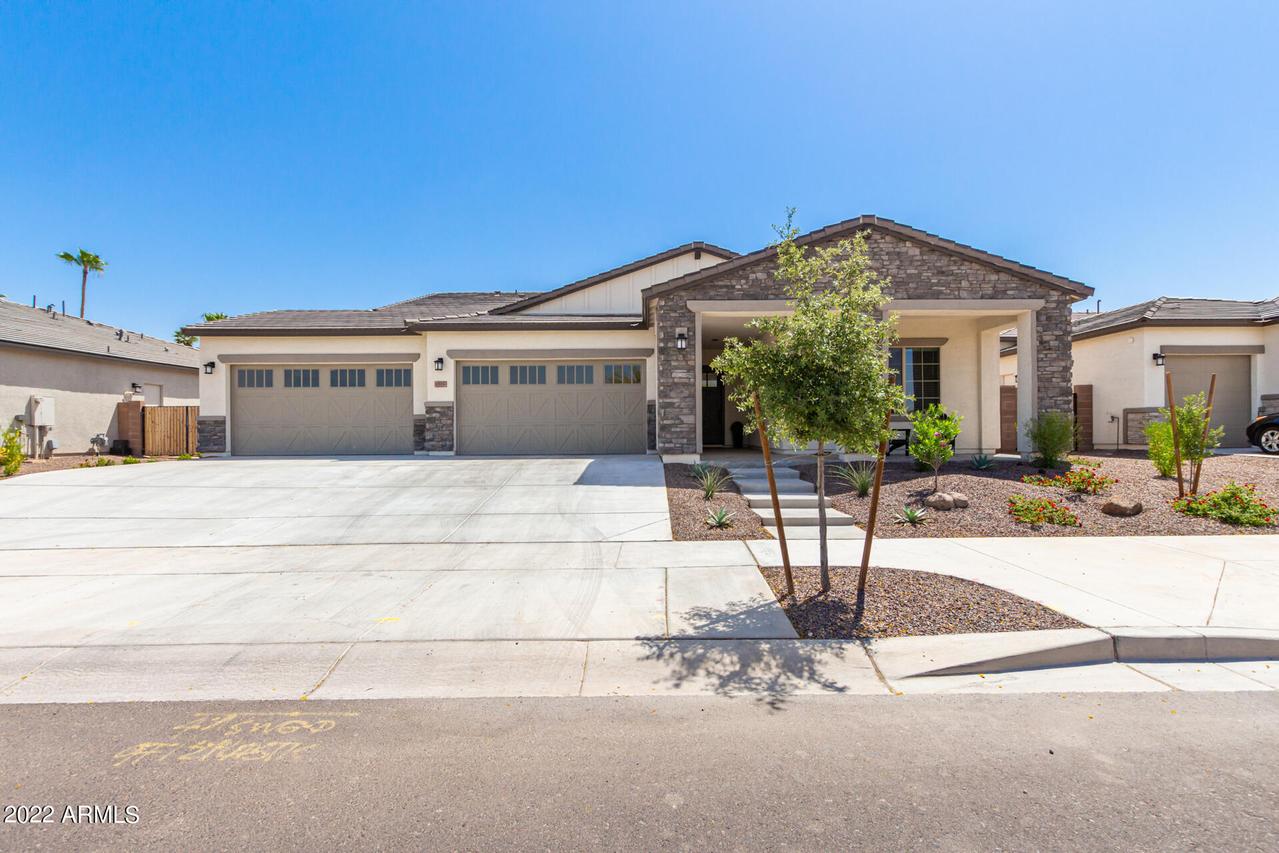 8509 S 22nd Dr., Phoenix, AZ 85041