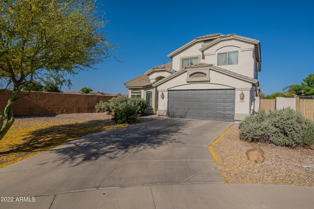 35091 N Aubrac Cir., San Tan Valley, AZ 85143
