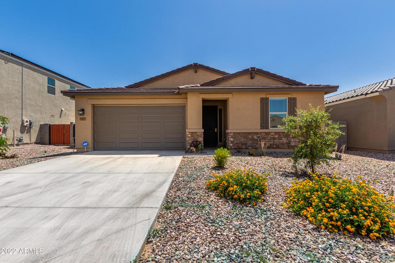 7017 E Aerie Way, San Tan Valley, AZ 85143