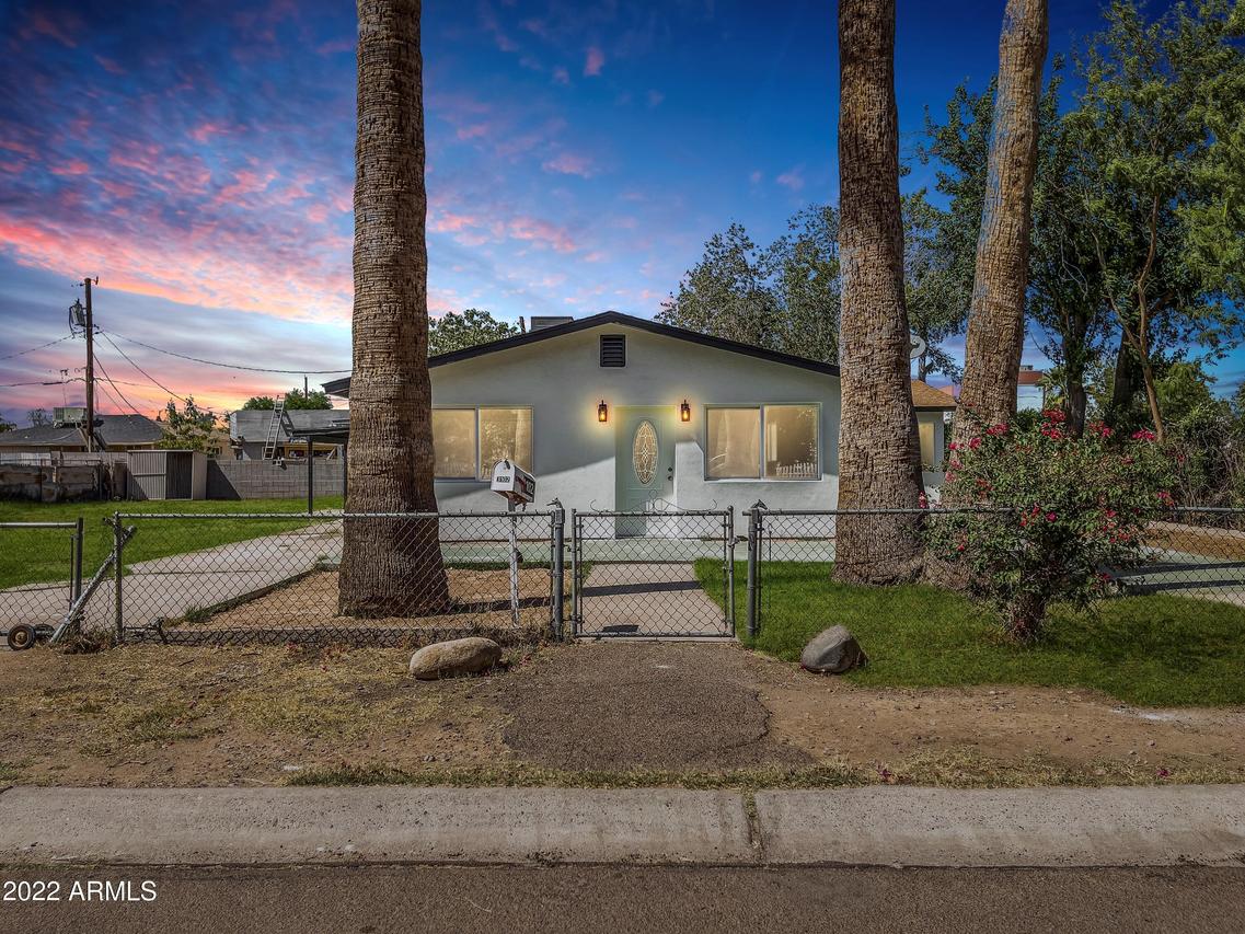 3102 W Alvarado Rd., Phoenix, AZ 85009