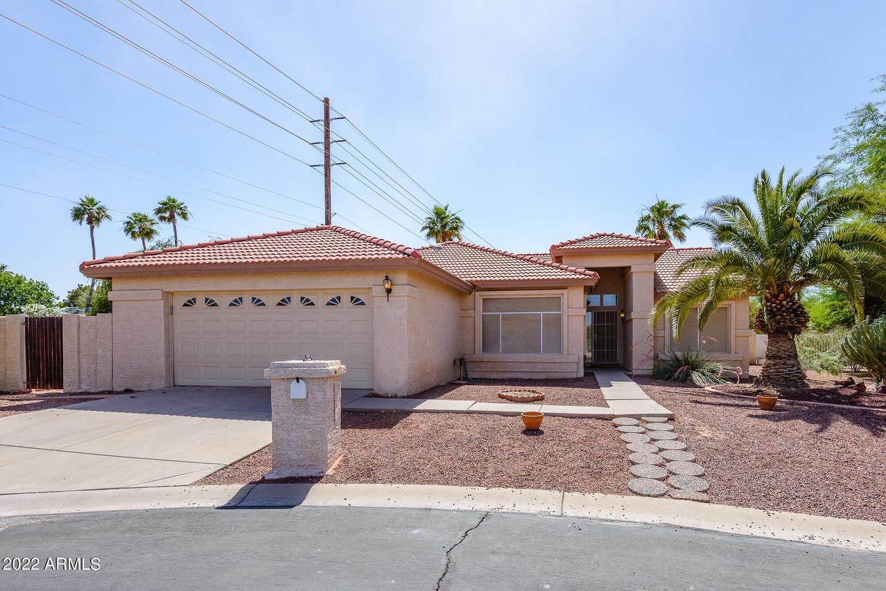 25050 S Desert Trail Ct., Sun Lakes, AZ 85248