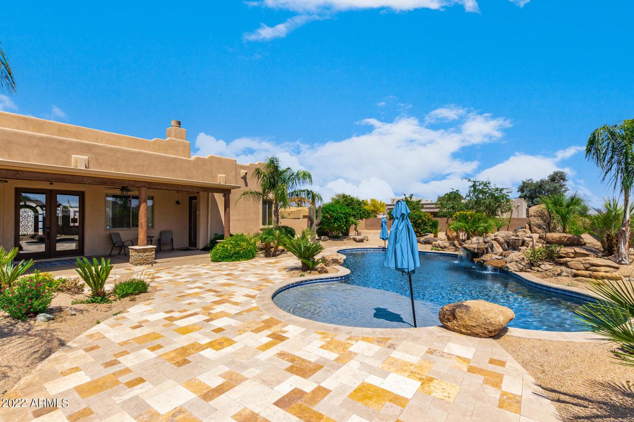 2731 W Desert Ranch Rd., Phoenix, AZ 85086