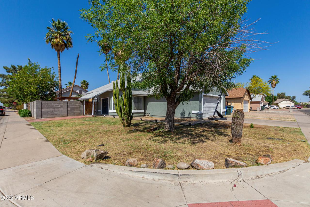 8854 W Indianola Ave., Phoenix, AZ 85037