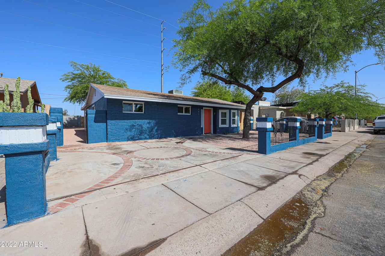 489 N Delaware St., Chandler, AZ 85225