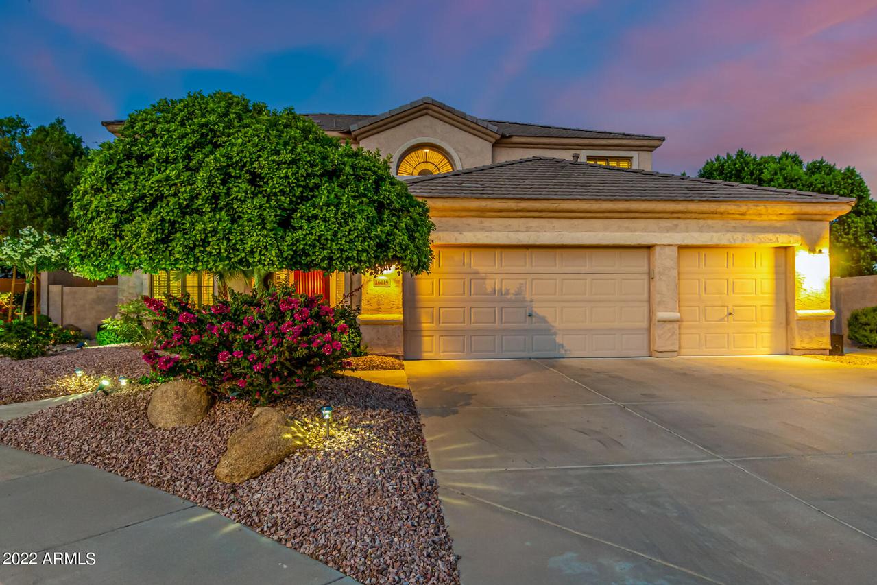 16219 S 16th Ave., Phoenix, AZ 85045