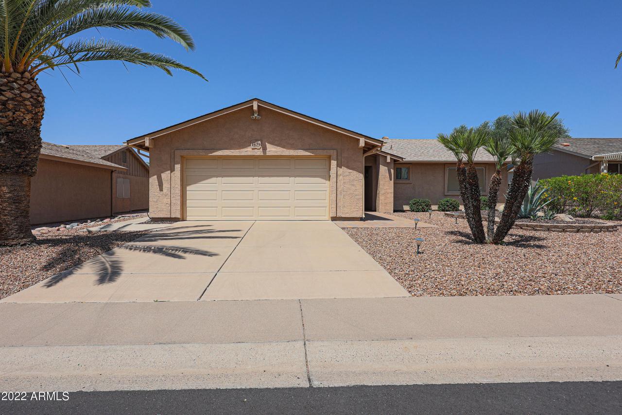 1679 Leisure World, Mesa, AZ 85206
