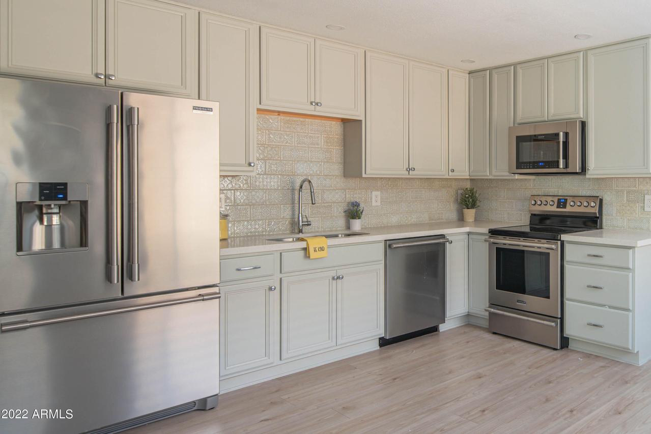 4925 N 73rd St. #8, Scottsdale, AZ 85251