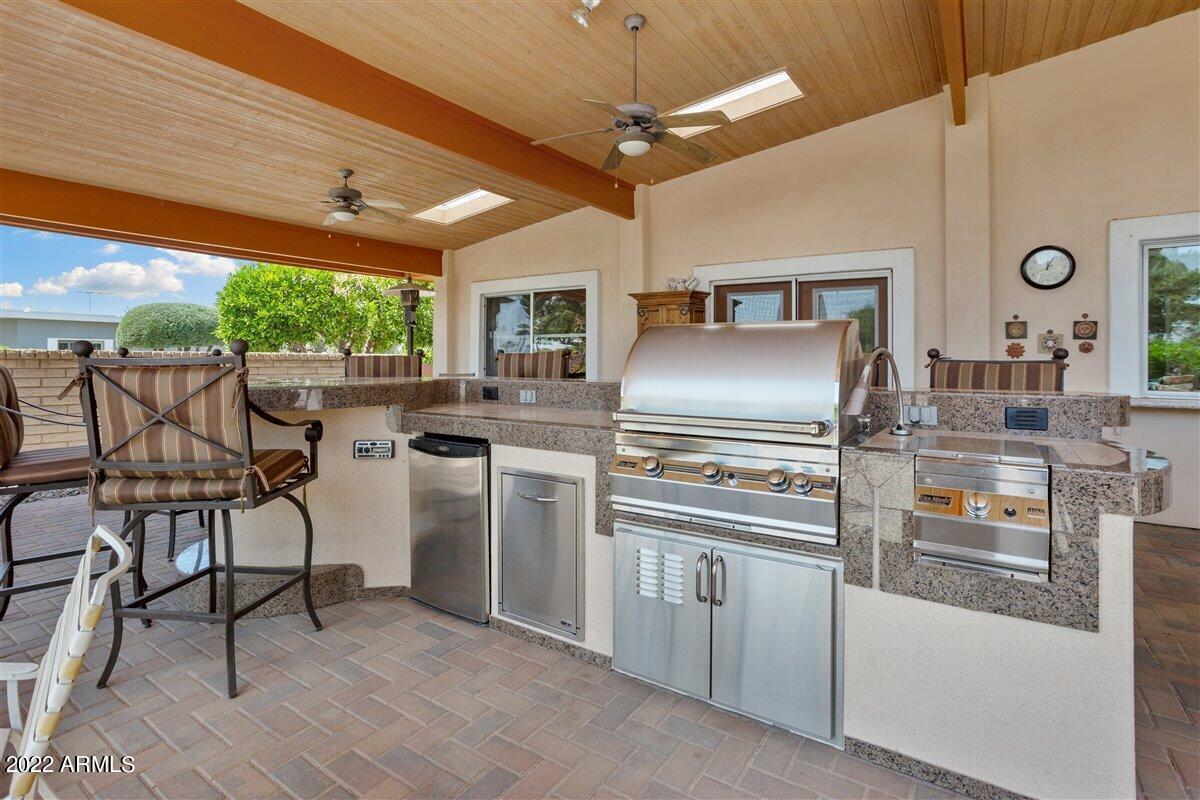 10653 W Welk Dr., Sun City, AZ 85373