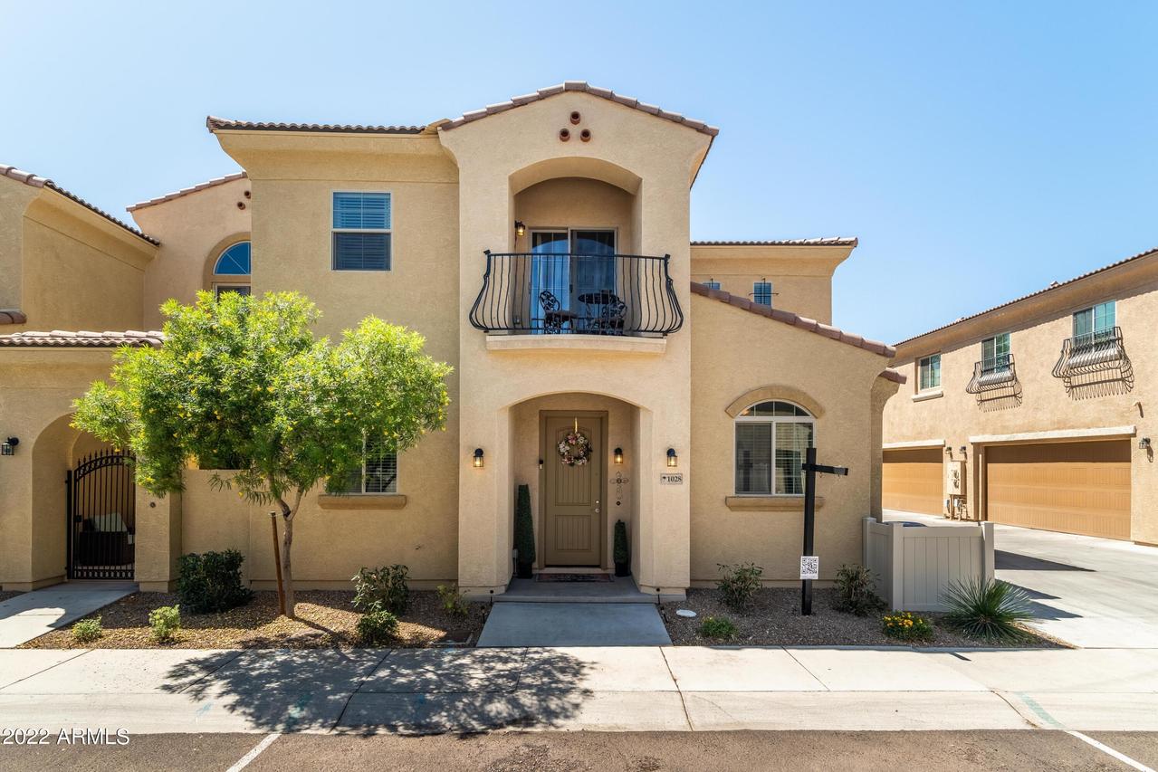 1367 S Country Club Dr. #1028, Mesa, AZ 85210