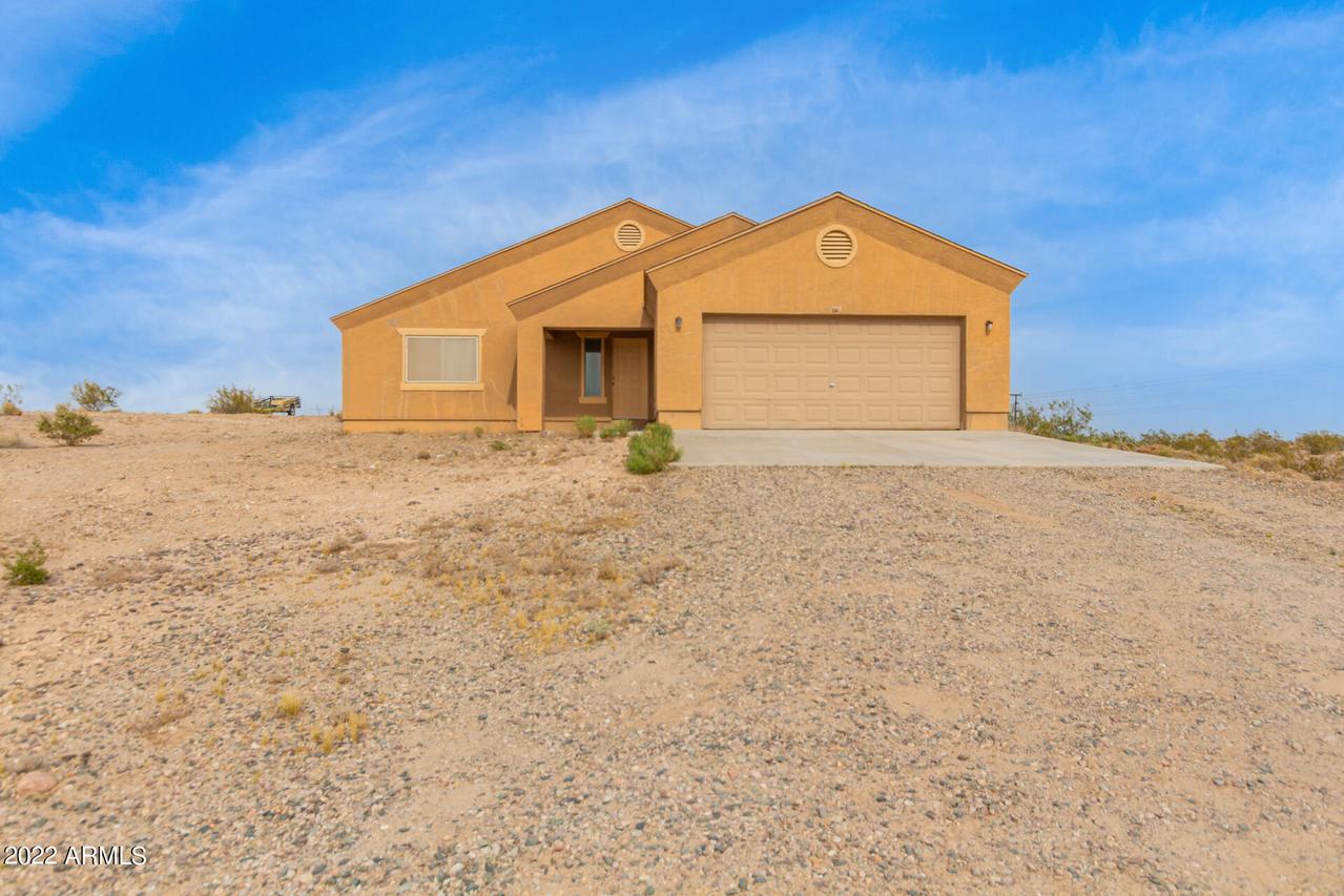 5725 S 353rd Ave., Tonopah, AZ 85354