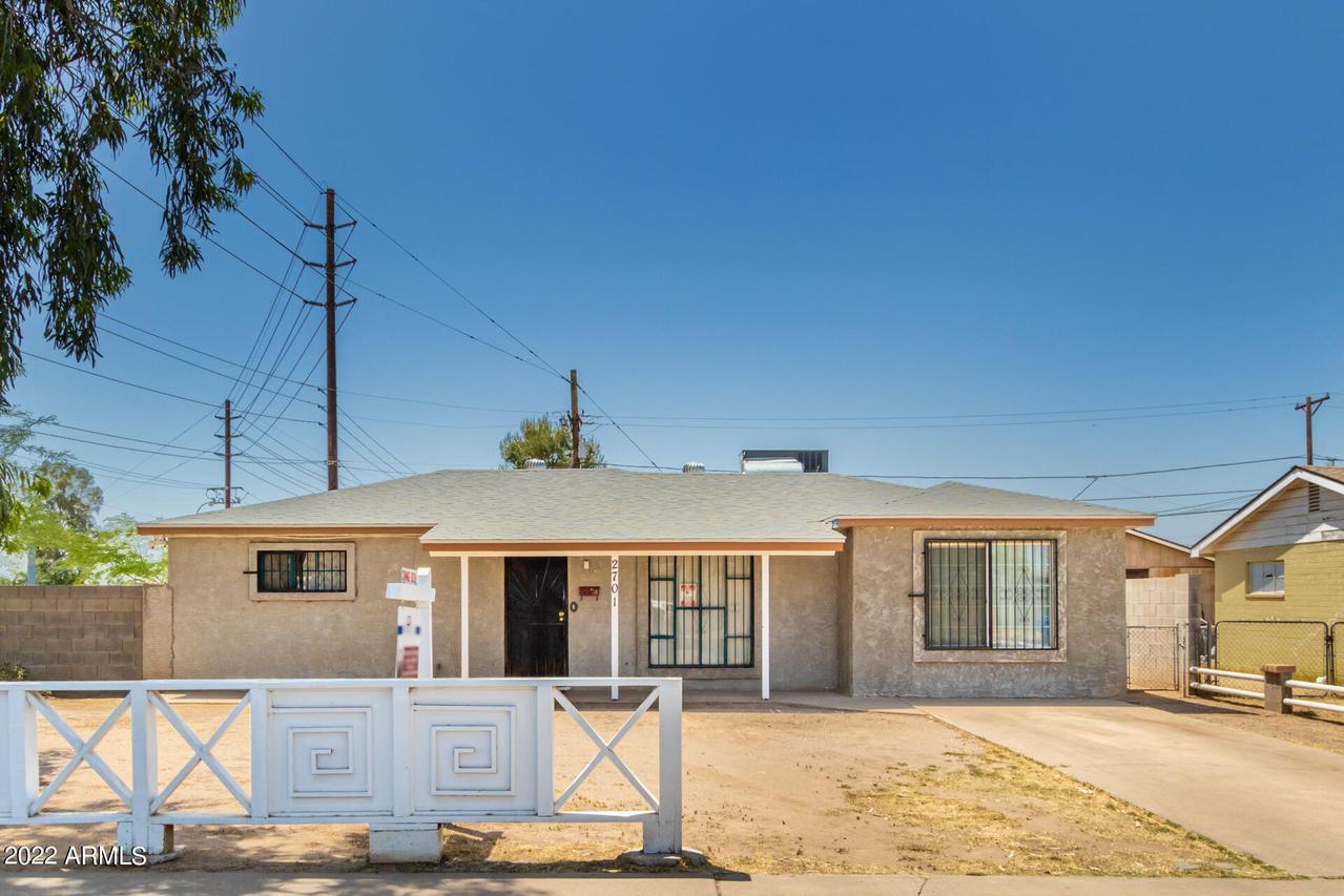 2701 W Griswold Rd., Phoenix, AZ 85051