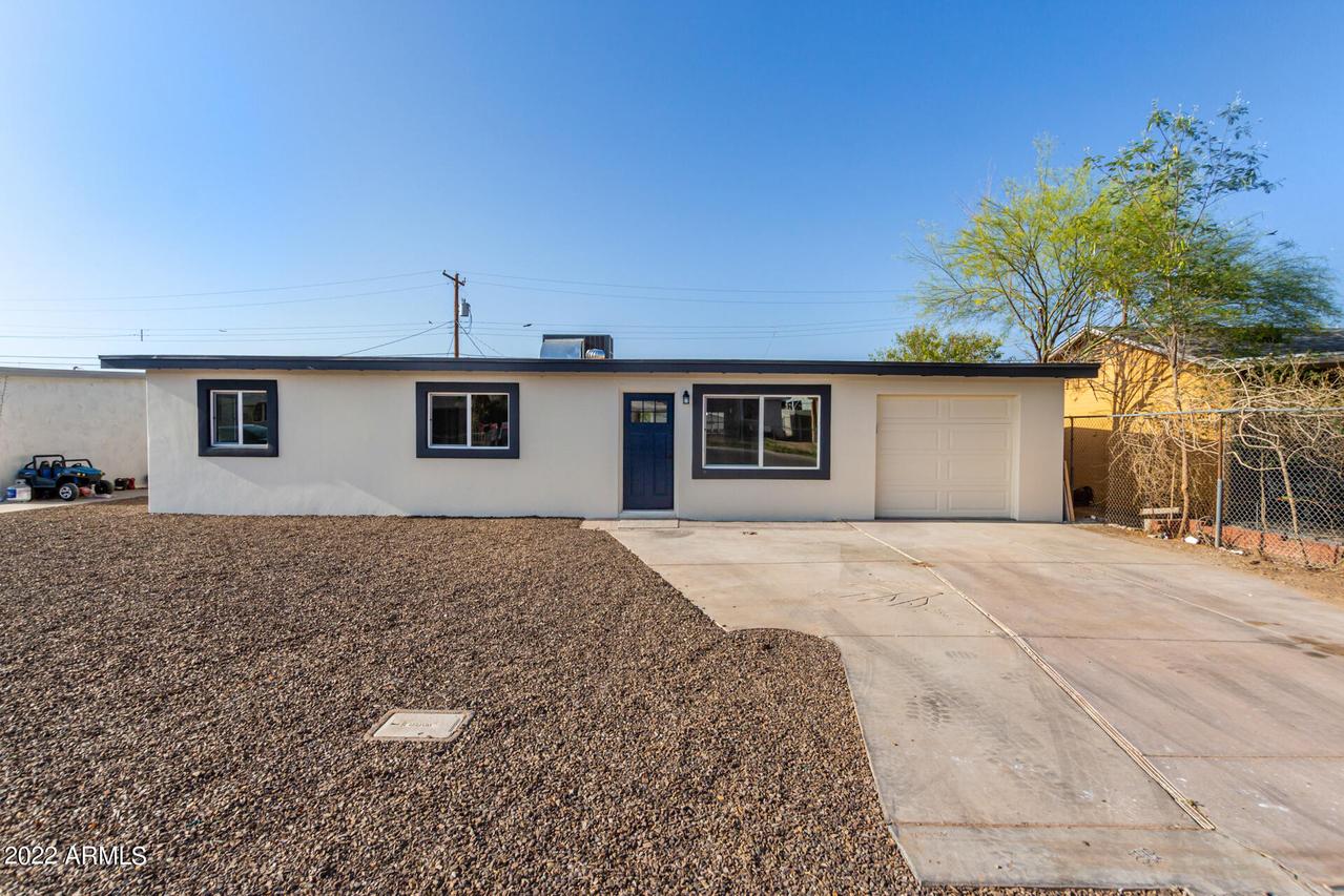 2246 E Nancy Ln., Phoenix, AZ 85042