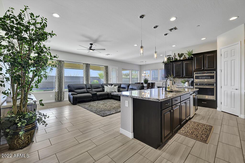 30382 N 116th Ln., Peoria, AZ 85383