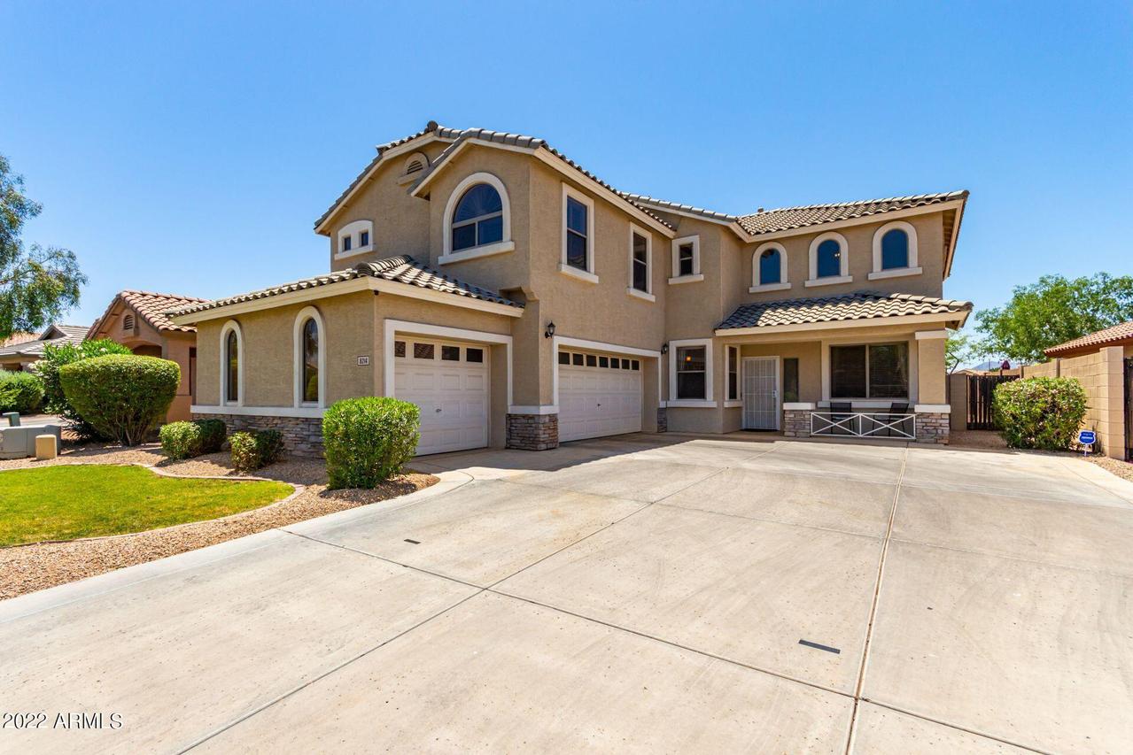 8214 S Jenna Ln., Laveen, AZ 85339