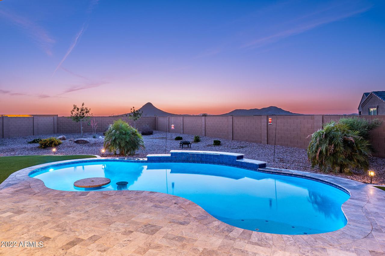 8570 W Rushmore Way, Florence, AZ 85132