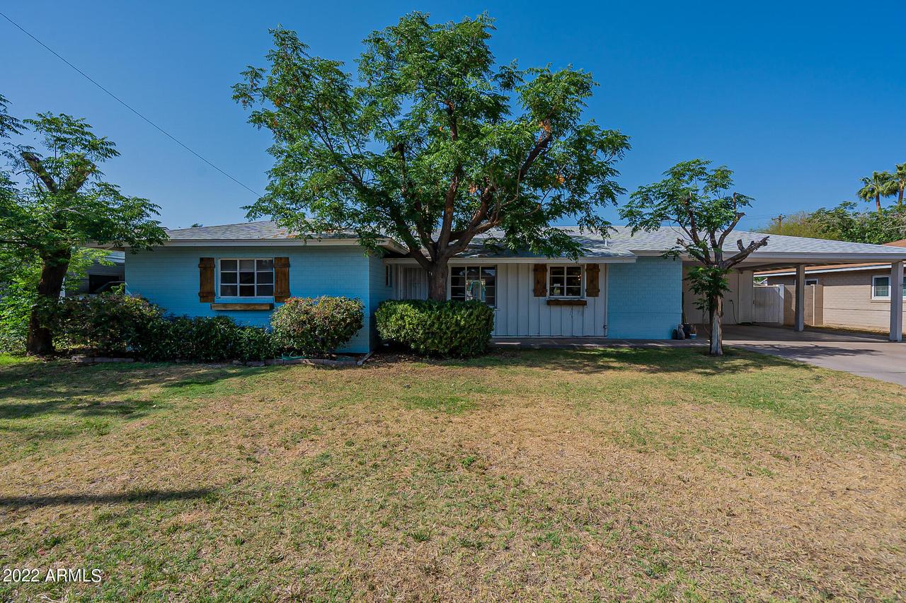 2044 W Minnezona Ave., Phoenix, AZ 85015