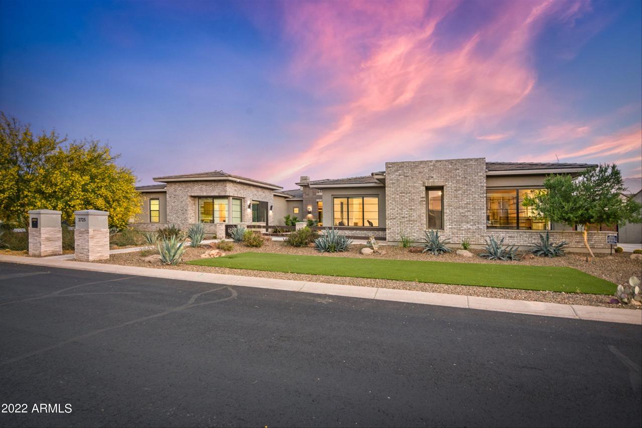 2725 E Kingbird Dr., Gilbert, AZ 85297