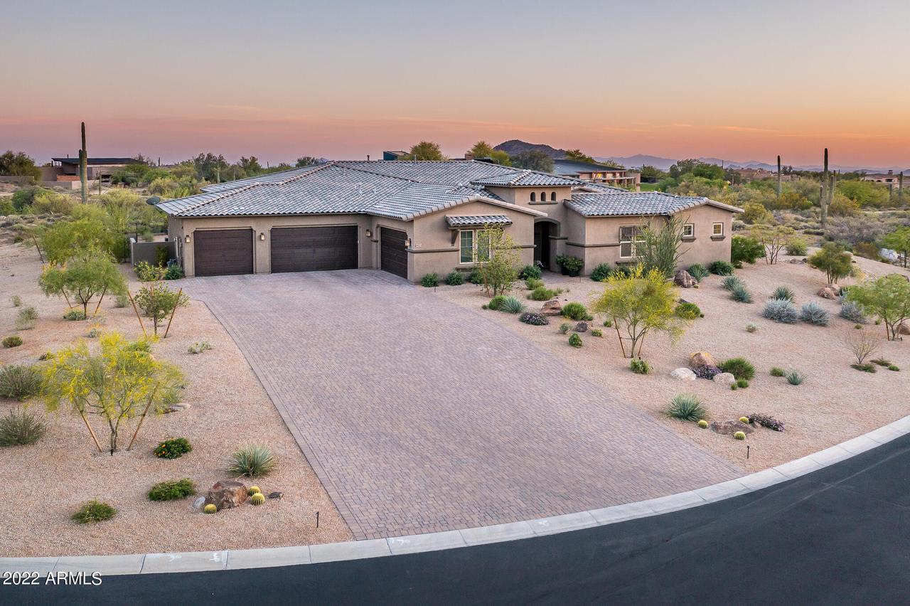 8703 E Eagle Feather Rd., Scottsdale, AZ 85266