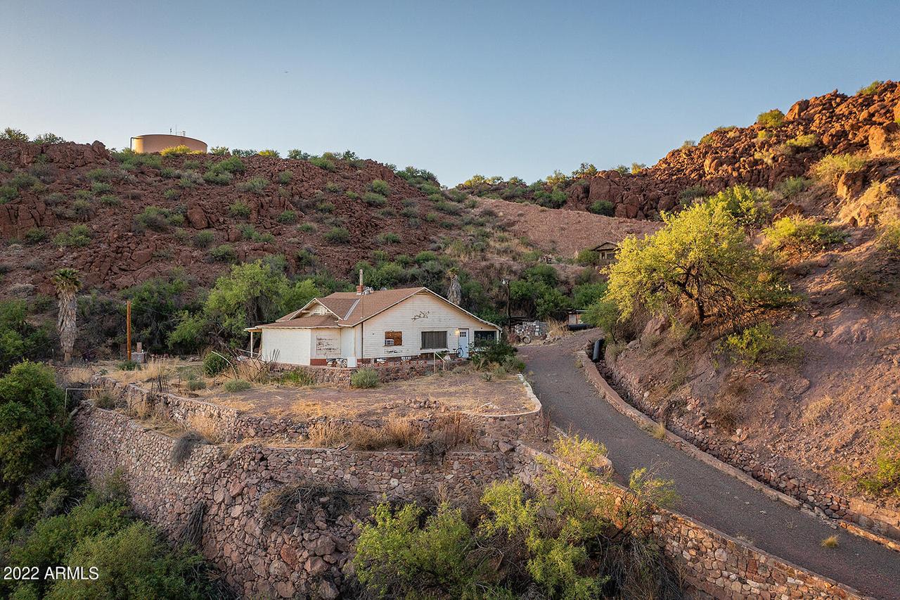1 Mitchell Dr., Clifton, AZ 85533