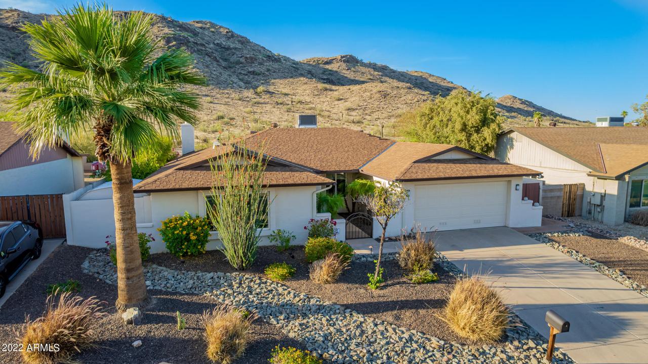 4318 E Pearce Rd., Phoenix, AZ 85044