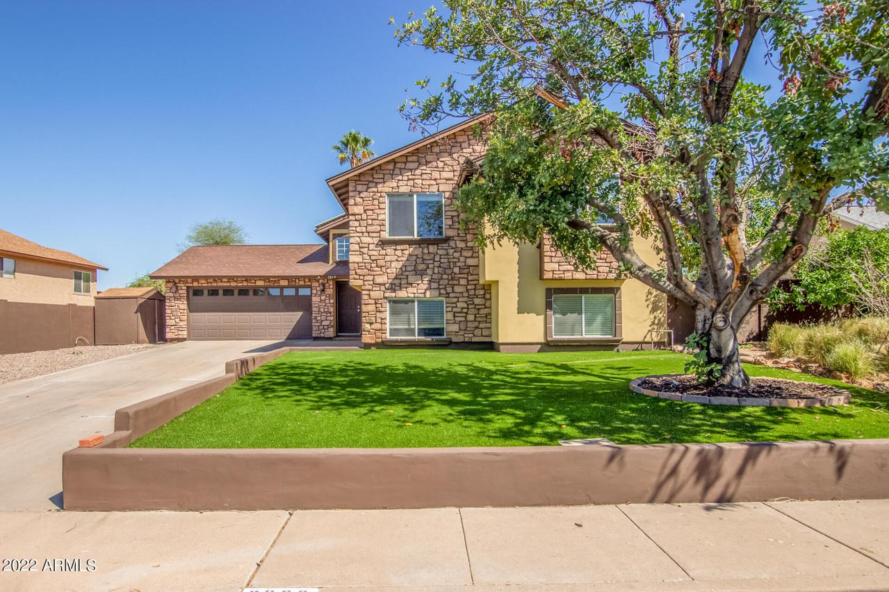 3850 E Dewberry Ave., Mesa, AZ 85206