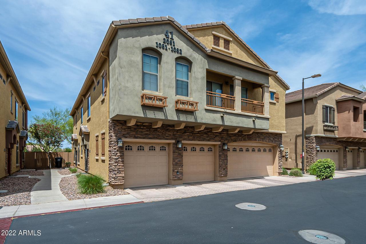 1350 S Greenfield Rd. #2081, Mesa, AZ 85206