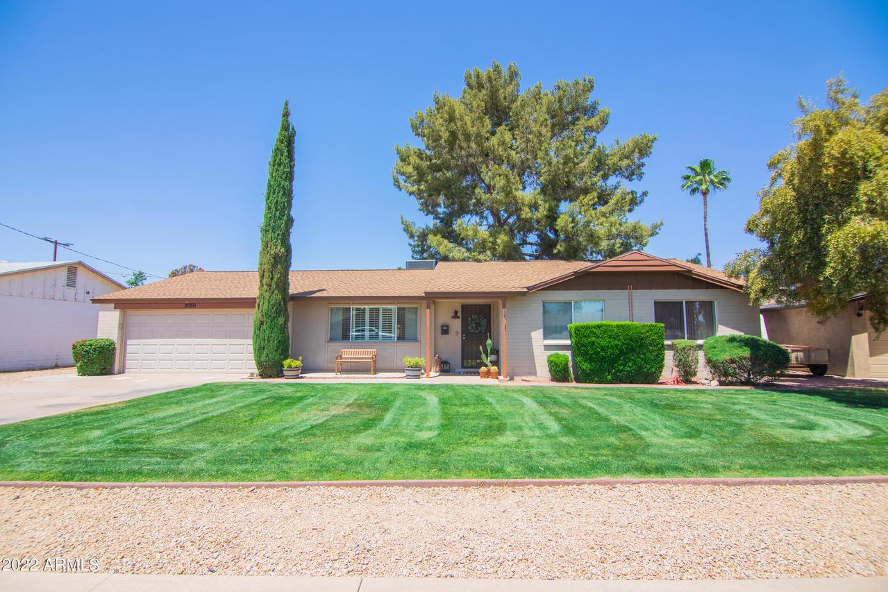 3050 E Shangri La Rd., Phoenix, AZ 85028