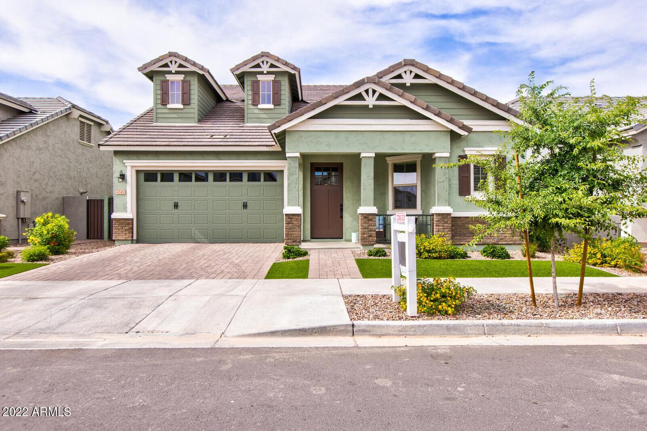 4246 E Skousen St., Gilbert, AZ 85295