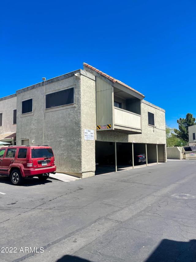 5966 N 48th Ave., Glendale, AZ 85301
