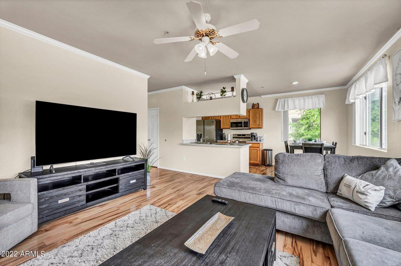 5401 E Van Buren St. #2048, Phoenix, AZ 85008