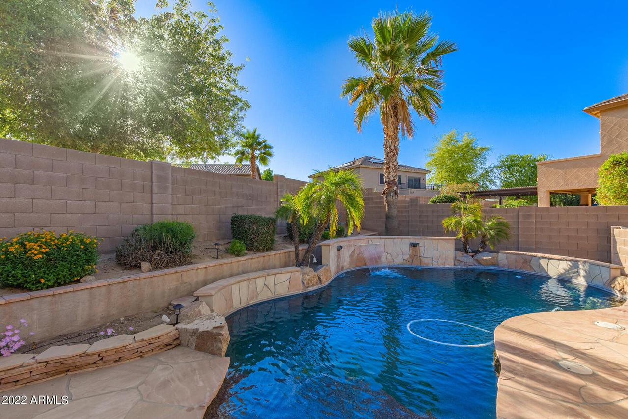 16752 N 152nd Ct., Surprise, AZ 85374