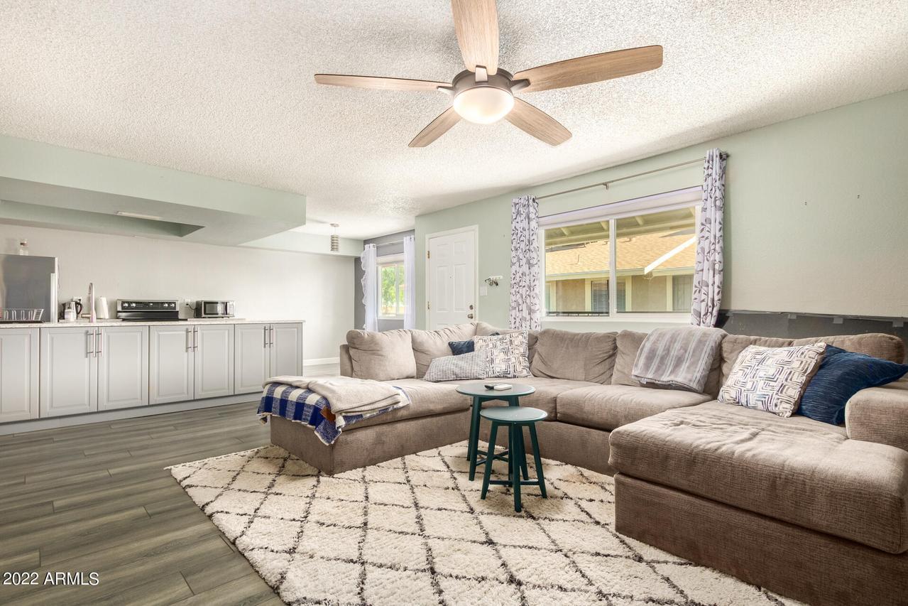 1242 N 84th Pl., Scottsdale, AZ 85257