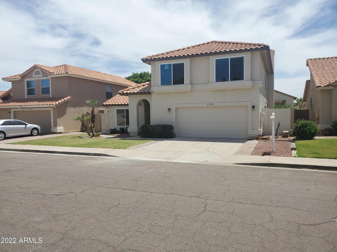 2739 E Rockledge Rd., Phoenix, AZ 85048