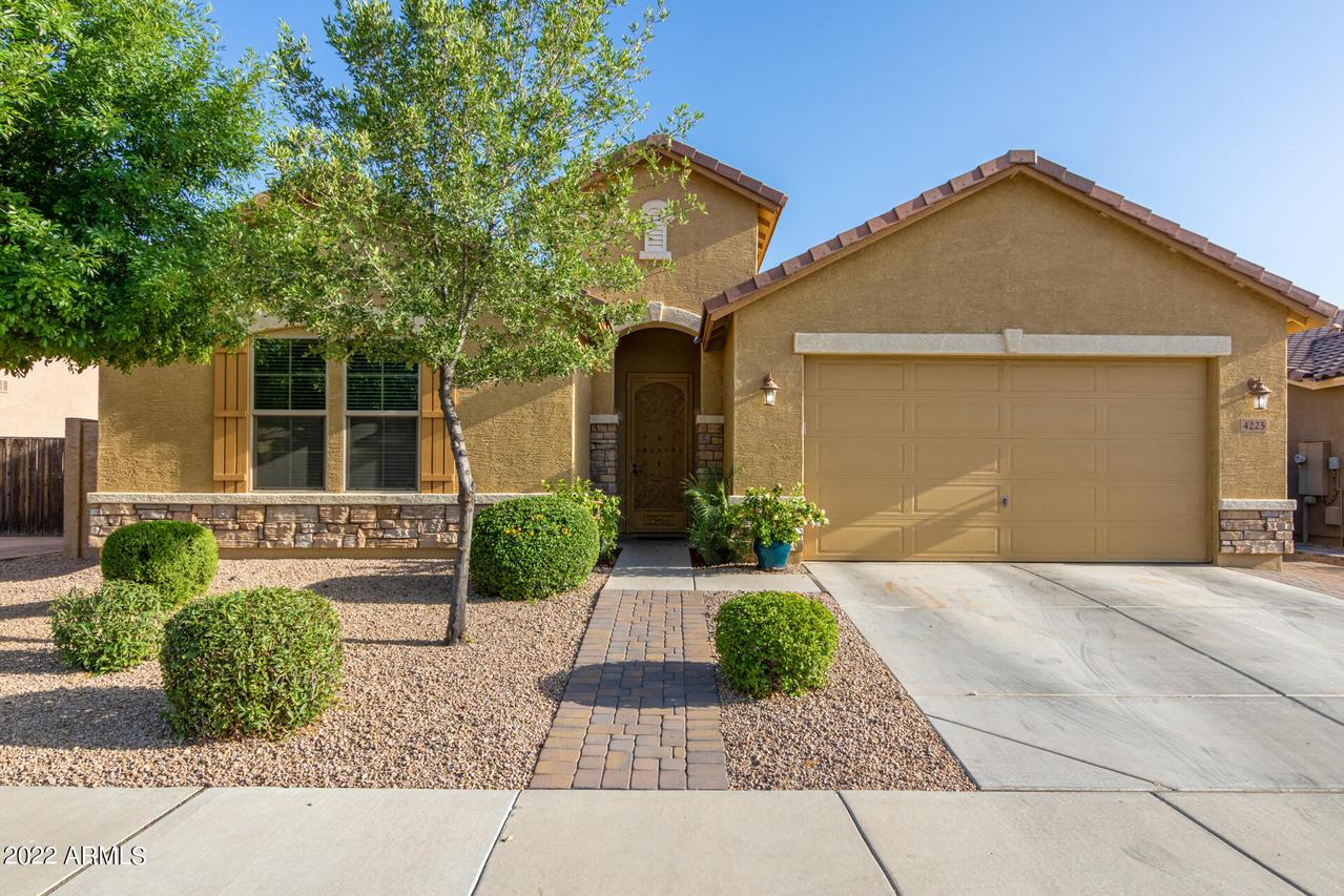 4225 W Beautiful Ln., Laveen, AZ 85339