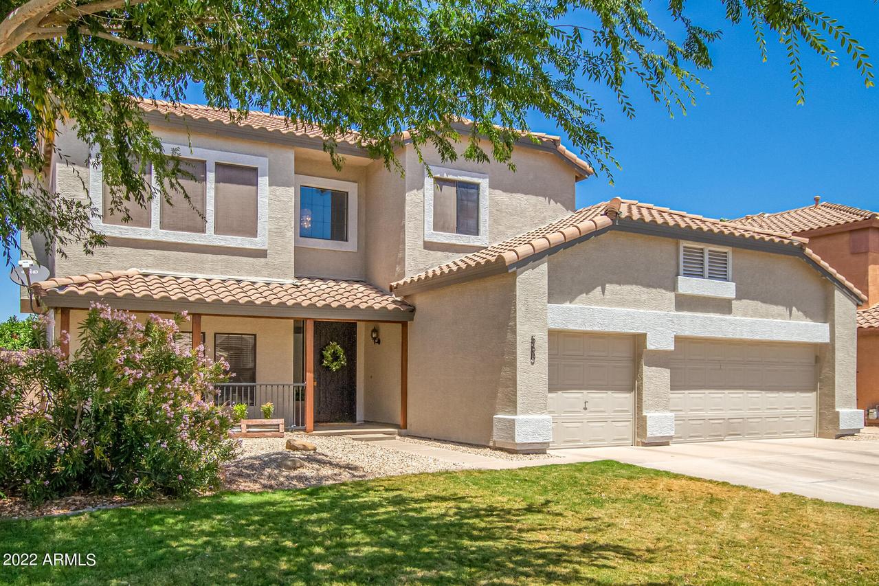 560 E Betsy Ln., Gilbert, AZ 85296