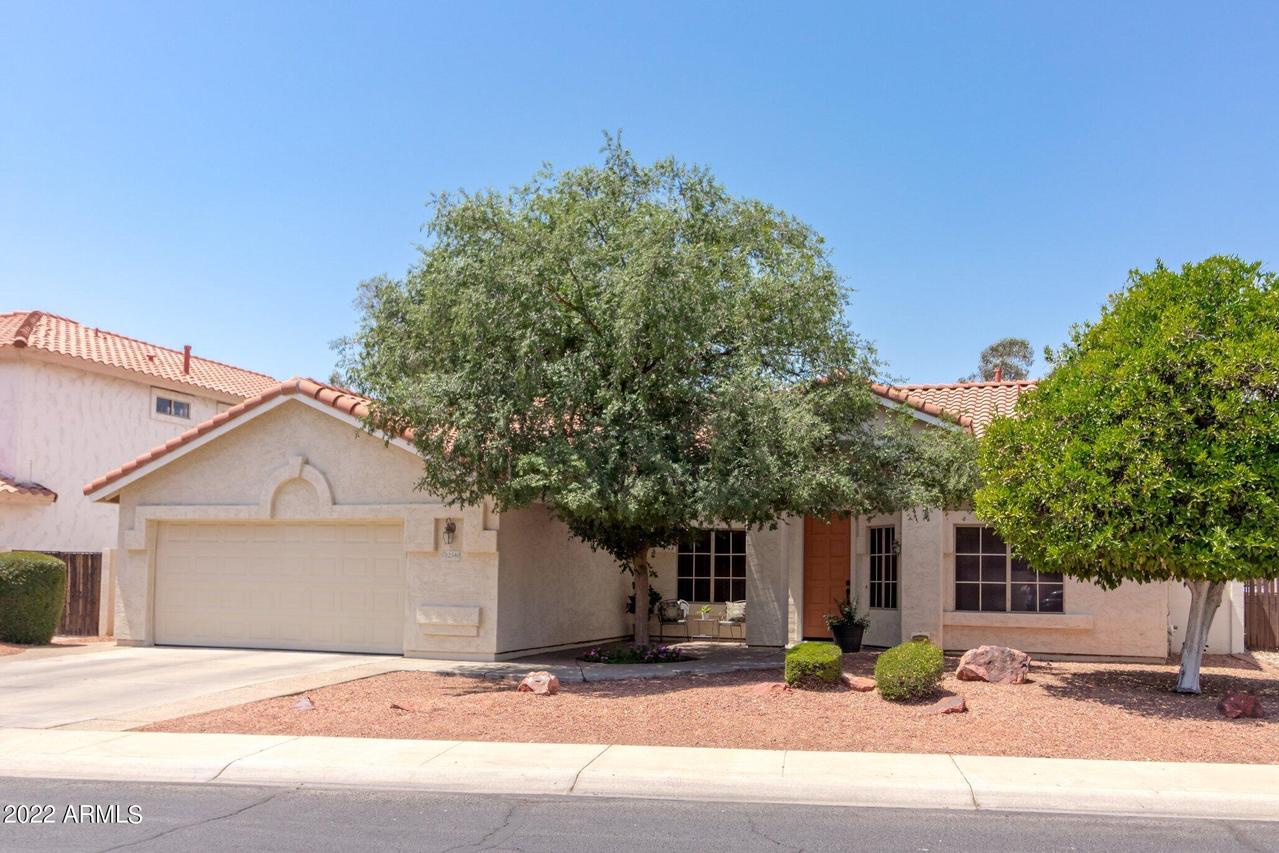 12340 N 58th Dr., Glendale, AZ 85304