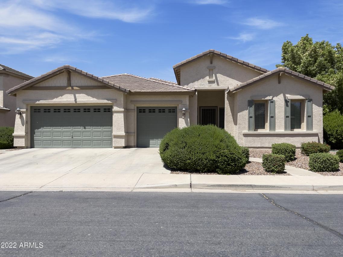 1856 E Glacier Pl., Chandler, AZ 85249