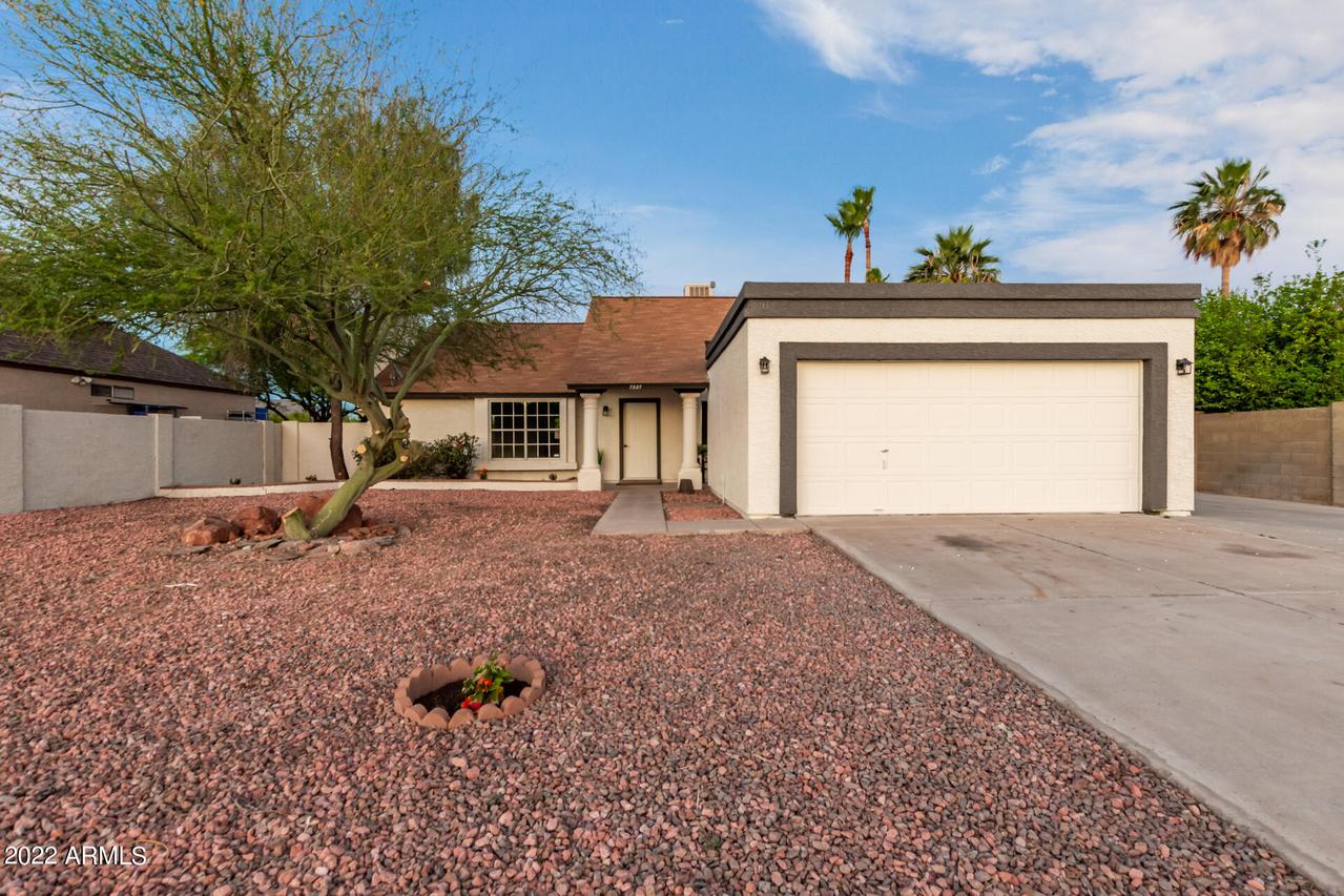 7227 S Alder Dr., Tempe, AZ 85283