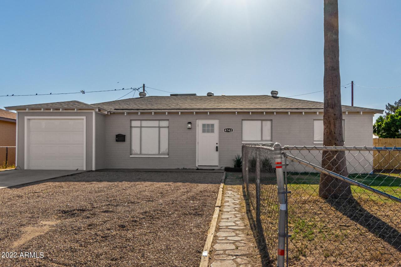 4742 N 47th Ave., Phoenix, AZ 85031