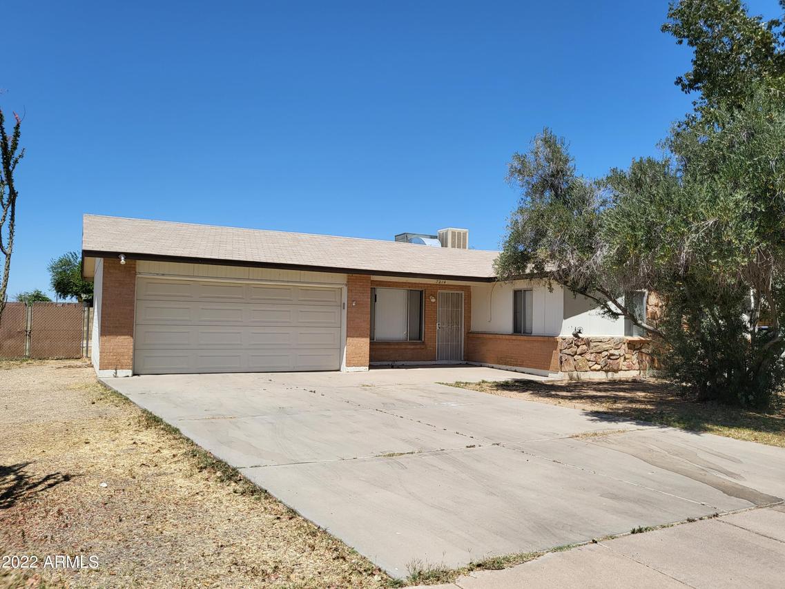 7214 W Cavalier Dr., Glendale, AZ 85303
