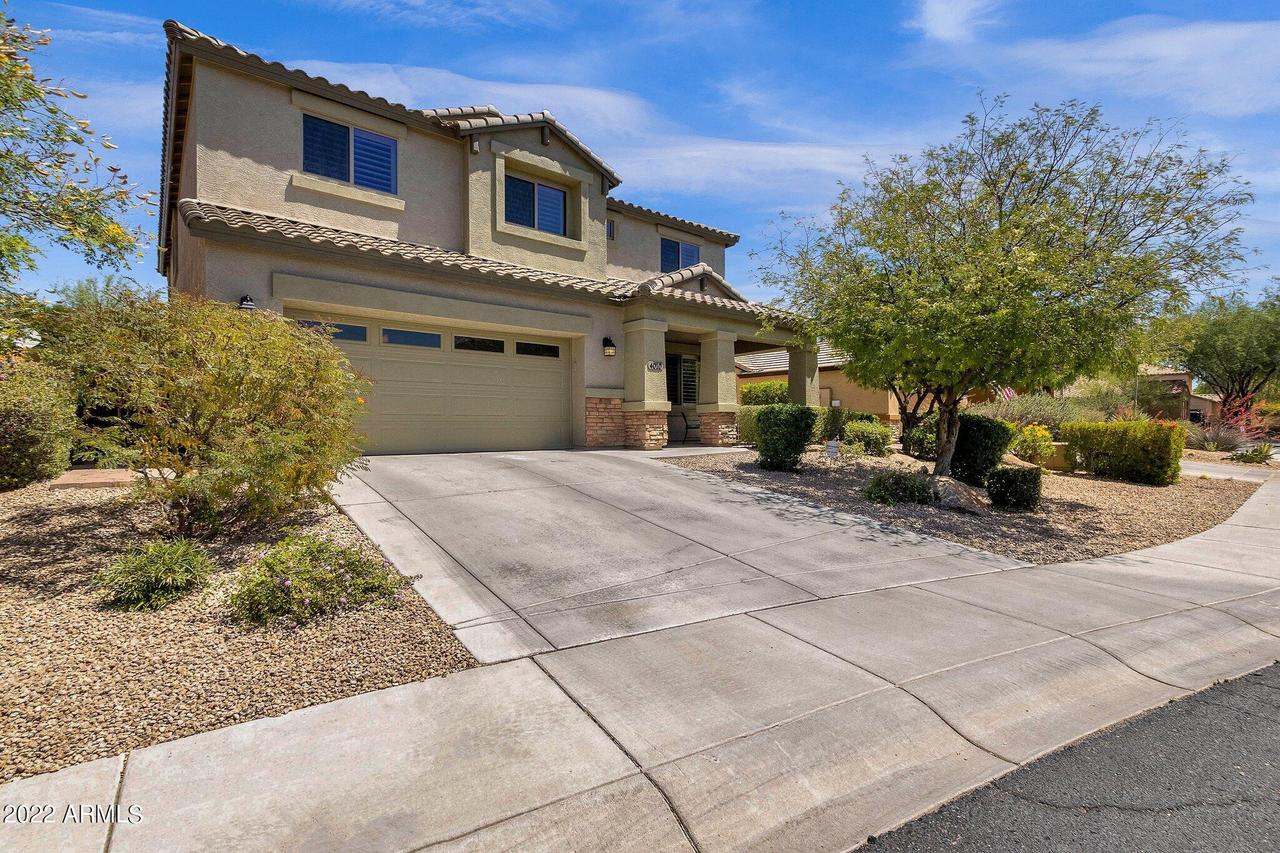 4010 E Walter Way, Phoenix, AZ 85050