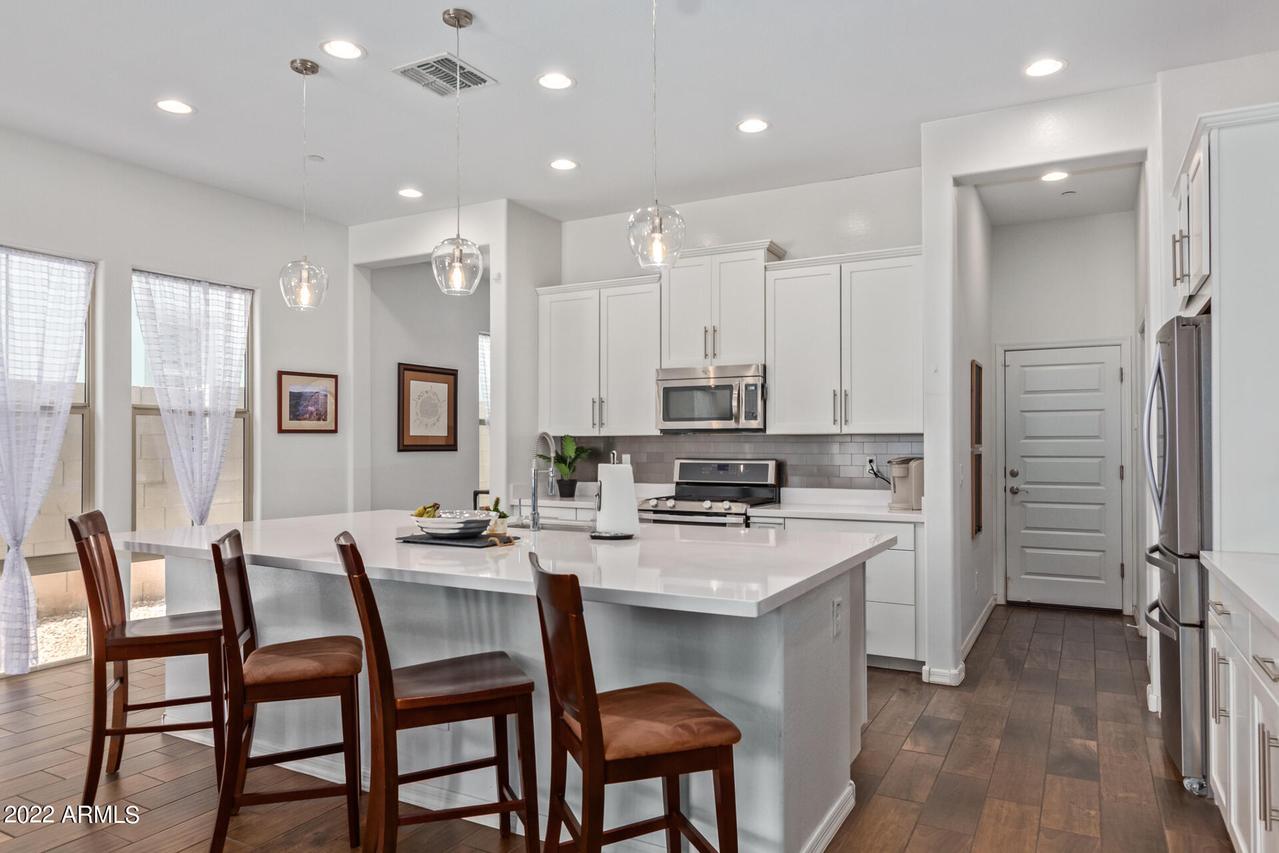 12099 W Roy Rogers Rd., Peoria, AZ 85383