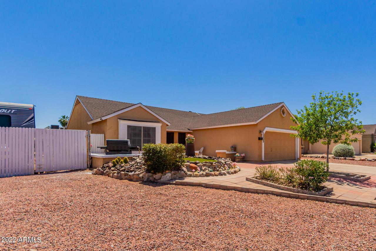 1325 E Topeka Dr., Phoenix, AZ 85024